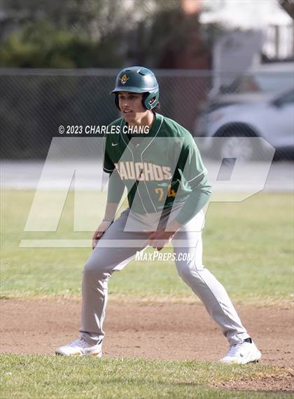 Thumbnail 1 in Casa Grande vs Santa Rosa photogallery.