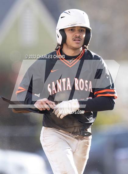 Thumbnail 2 in Casa Grande vs Santa Rosa photogallery.