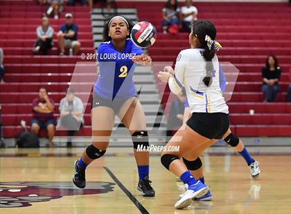 Thumbnail 1 in Charter Oak @ West Covina photogallery.