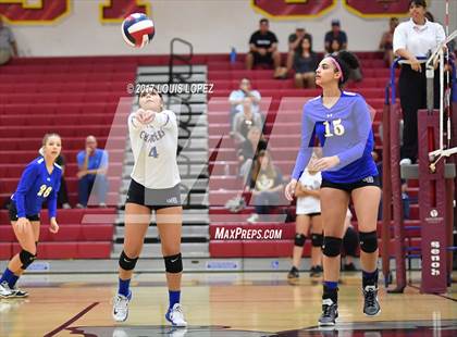Thumbnail 1 in Charter Oak @ West Covina photogallery.