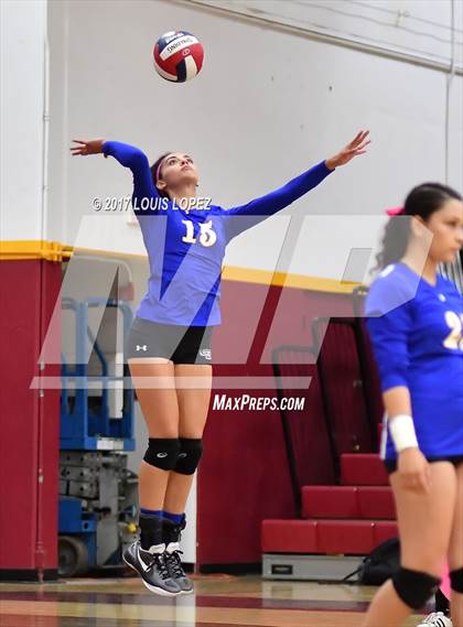 Thumbnail 2 in Charter Oak @ West Covina photogallery.