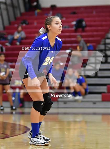 Thumbnail 3 in Charter Oak @ West Covina photogallery.
