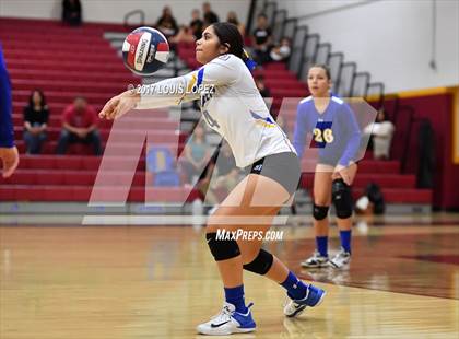 Thumbnail 1 in Charter Oak @ West Covina photogallery.
