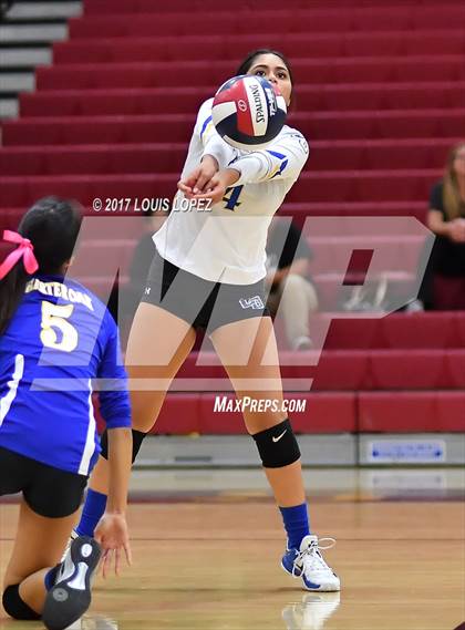 Thumbnail 2 in Charter Oak @ West Covina photogallery.