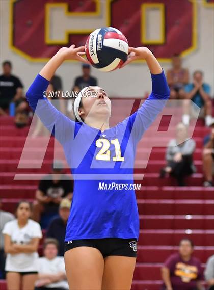 Thumbnail 3 in Charter Oak @ West Covina photogallery.