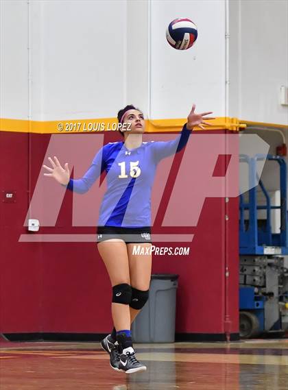 Thumbnail 3 in Charter Oak @ West Covina photogallery.