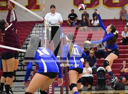 Thumbnail 3 in Charter Oak @ West Covina photogallery.