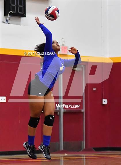 Thumbnail 2 in Charter Oak @ West Covina photogallery.