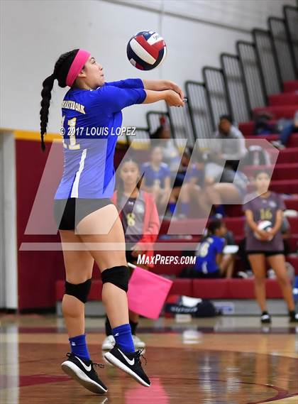 Thumbnail 1 in Charter Oak @ West Covina photogallery.
