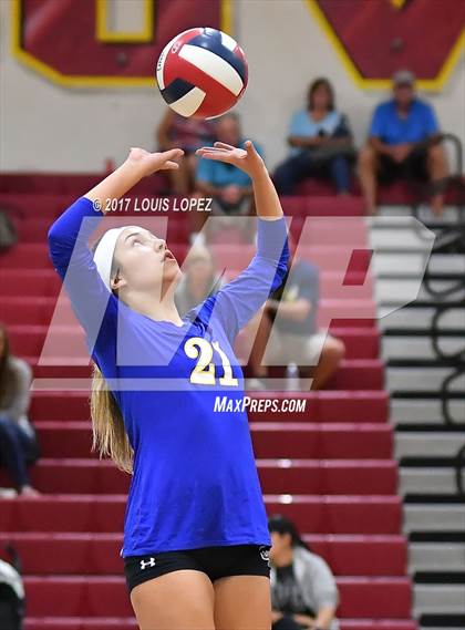 Thumbnail 2 in Charter Oak @ West Covina photogallery.