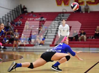 Thumbnail 1 in Charter Oak @ West Covina photogallery.