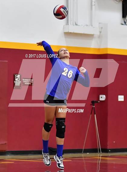 Thumbnail 2 in Charter Oak @ West Covina photogallery.