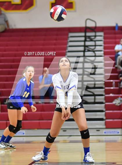 Thumbnail 3 in Charter Oak @ West Covina photogallery.