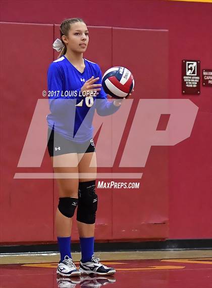 Thumbnail 2 in Charter Oak @ West Covina photogallery.