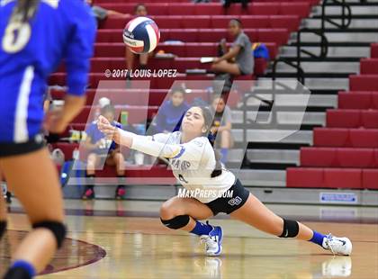 Thumbnail 3 in Charter Oak @ West Covina photogallery.