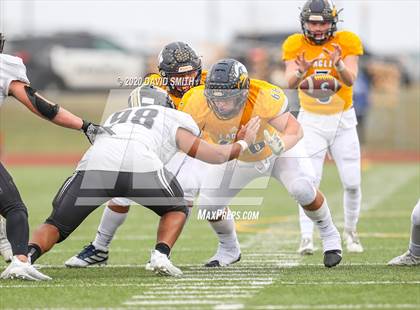 Thumbnail 2 in Raymore-Peculiar @ Liberty North (MSHSAA Class 6 Semifinal) photogallery.