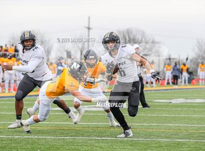 Thumbnail 2 in Raymore-Peculiar @ Liberty North (MSHSAA Class 6 Semifinal) photogallery.