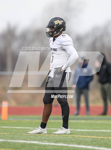 Thumbnail 3 in Raymore-Peculiar @ Liberty North (MSHSAA Class 6 Semifinal) photogallery.