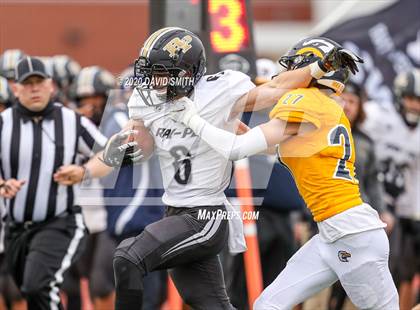 Thumbnail 3 in Raymore-Peculiar @ Liberty North (MSHSAA Class 6 Semifinal) photogallery.