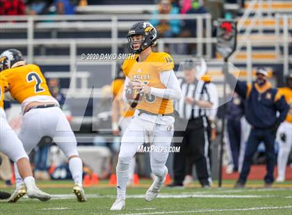 Thumbnail 2 in Raymore-Peculiar @ Liberty North (MSHSAA Class 6 Semifinal) photogallery.