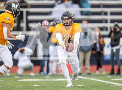 Thumbnail 2 in Raymore-Peculiar @ Liberty North (MSHSAA Class 6 Semifinal) photogallery.