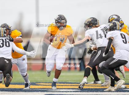 Thumbnail 3 in Raymore-Peculiar @ Liberty North (MSHSAA Class 6 Semifinal) photogallery.