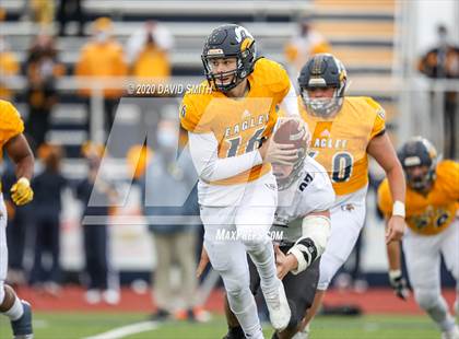 Thumbnail 3 in Raymore-Peculiar @ Liberty North (MSHSAA Class 6 Semifinal) photogallery.