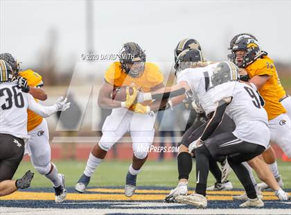Thumbnail 1 in Raymore-Peculiar @ Liberty North (MSHSAA Class 6 Semifinal) photogallery.