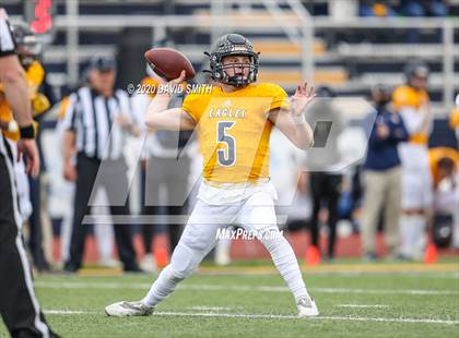 Thumbnail 3 in Raymore-Peculiar @ Liberty North (MSHSAA Class 6 Semifinal) photogallery.