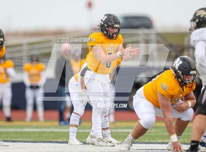 Thumbnail 3 in Raymore-Peculiar @ Liberty North (MSHSAA Class 6 Semifinal) photogallery.