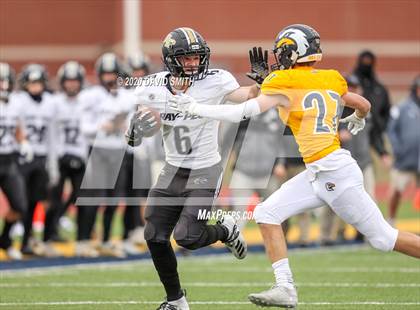 Thumbnail 2 in Raymore-Peculiar @ Liberty North (MSHSAA Class 6 Semifinal) photogallery.