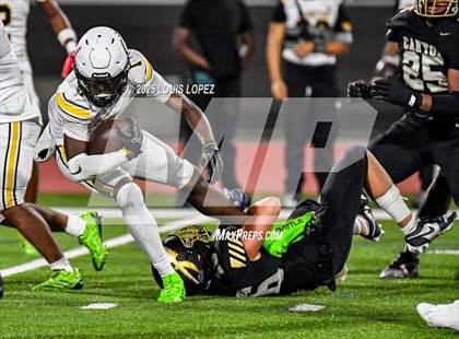 Thumbnail 3 in Cerritos @ Canyon photogallery.
