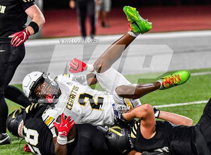 Thumbnail 2 in Cerritos @ Canyon photogallery.