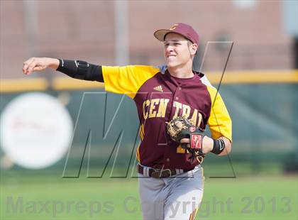 Thumbnail 2 in Central Regional @ Ocean City (NJSIAA South Group 3 Semifinal) photogallery.
