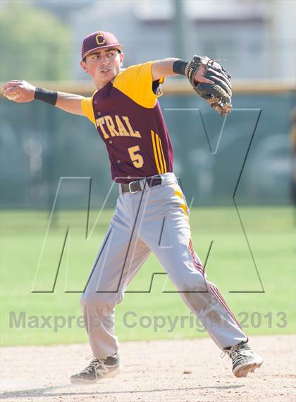 Thumbnail 2 in Central Regional @ Ocean City (NJSIAA South Group 3 Semifinal) photogallery.