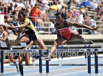 Thumbnail 2 in CIF SS Master Track & Field Championship (Girls 110 Hurdles) photogallery.
