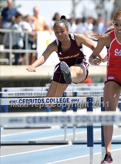 Thumbnail 3 in CIF SS Master Track & Field Championship (Girls 110 Hurdles) photogallery.