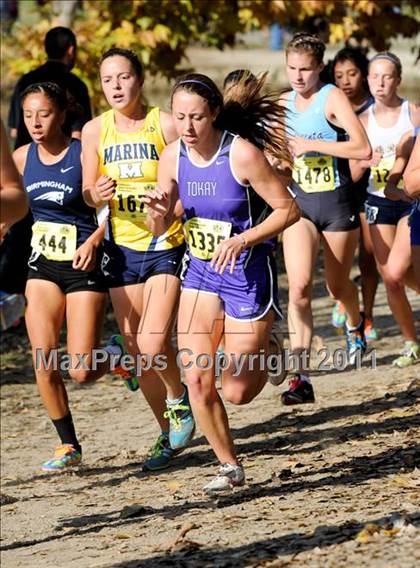 Thumbnail 1 in CIF State Cross Country Championships (Girls Division I) photogallery.