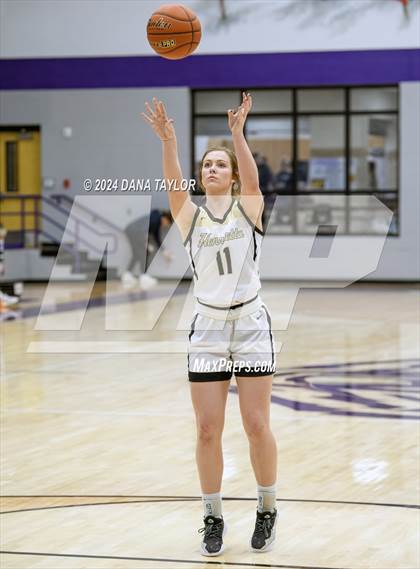 Thumbnail 1 in Perrin-Whitt vs Henrietta (Tornado Tip Off) photogallery.