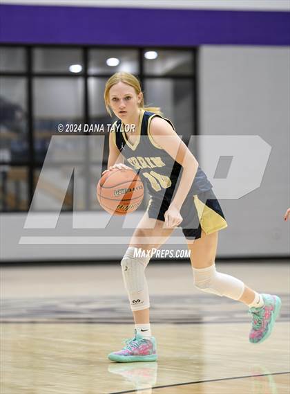 Thumbnail 1 in Perrin-Whitt vs Henrietta (Tornado Tip Off) photogallery.
