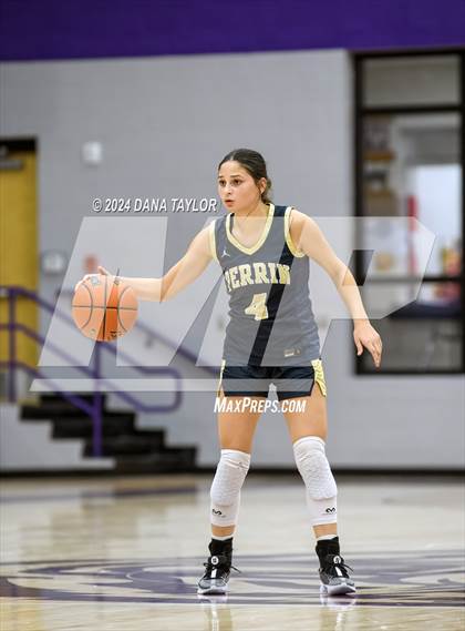 Thumbnail 3 in Perrin-Whitt vs Henrietta (Tornado Tip Off) photogallery.