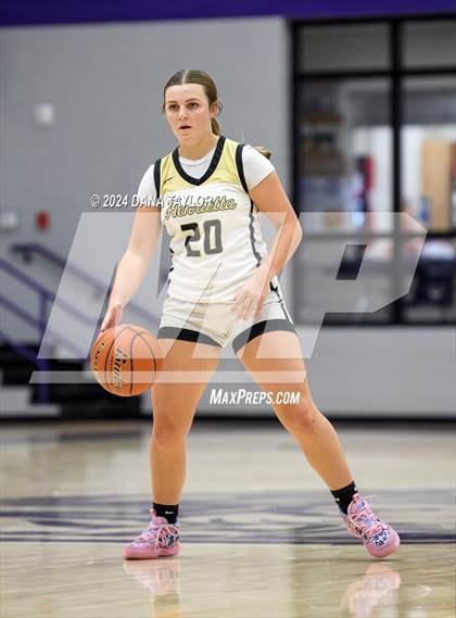 Thumbnail 2 in Perrin-Whitt vs Henrietta (Tornado Tip Off) photogallery.