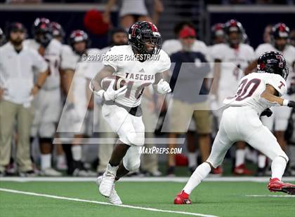 Thumbnail 1 in Guyer vs. Tascosa (UIL 6A Division 2 Region 1 Quarterfinals) photogallery.