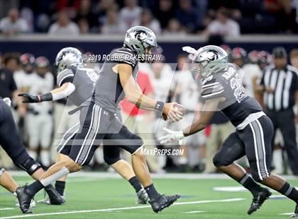 Thumbnail 1 in Guyer vs. Tascosa (UIL 6A Division 2 Region 1 Quarterfinals) photogallery.