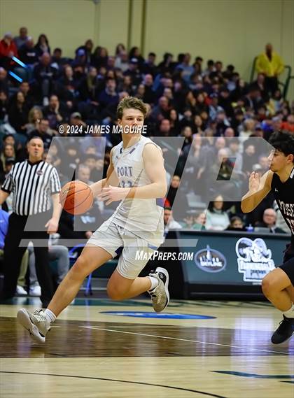 Thumbnail 2 in Port Washington vs. Syosset (NYSPHSAA Section 8 Class AAA Semifinal) photogallery.