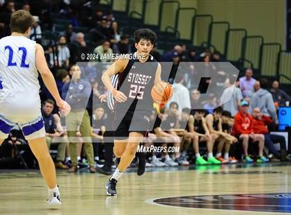 Thumbnail 3 in Port Washington vs. Syosset (NYSPHSAA Section 8 Class AAA Semifinal) photogallery.