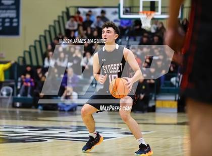 Thumbnail 2 in Port Washington vs. Syosset (NYSPHSAA Section 8 Class AAA Semifinal) photogallery.
