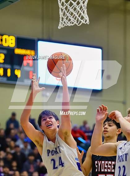 Thumbnail 2 in Port Washington vs. Syosset (NYSPHSAA Section 8 Class AAA Semifinal) photogallery.