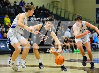 Thumbnail 1 in Port Washington vs. Syosset (NYSPHSAA Section 8 Class AAA Semifinal) photogallery.