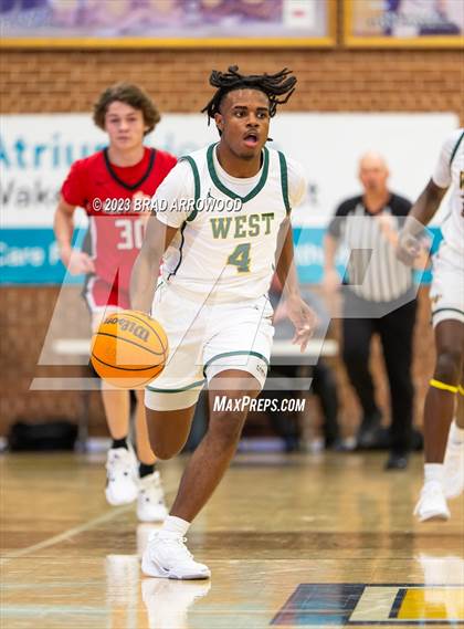 Thumbnail 2 in Northwest Guilford vs West Forsyth (Frank Spencer Holiday Classic) photogallery.